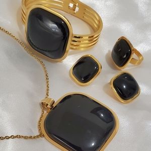 Women'sStainless Steel  Black & Gold Necklace Jewelry Set